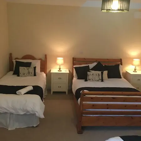 Drumhouse Bed & Breakfast *